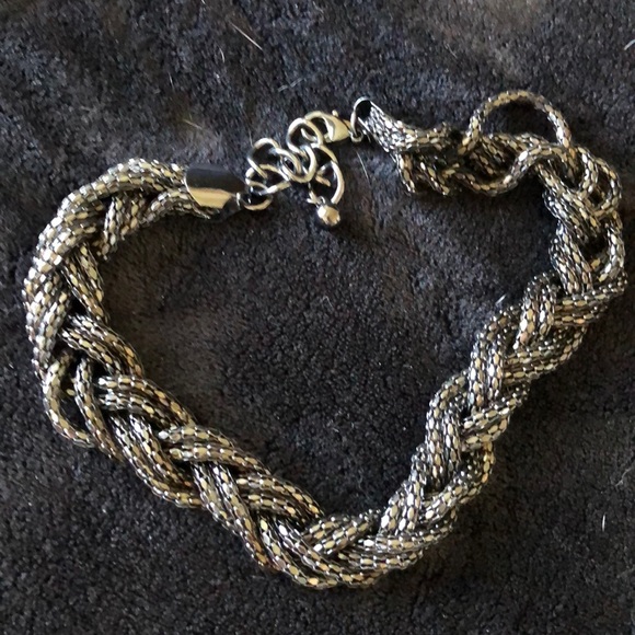 Necklace bundle - Picture 2 of 5